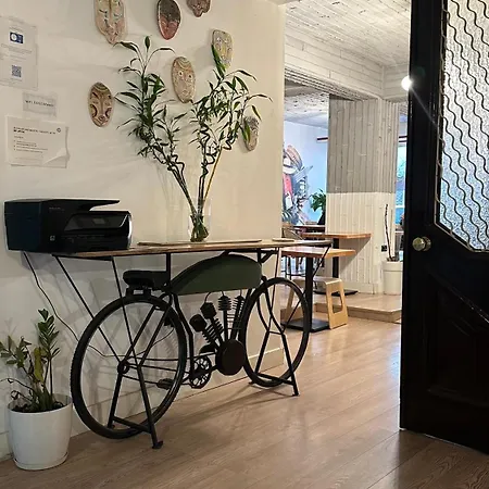 Aparthotel The Maroon Bottle Luxury