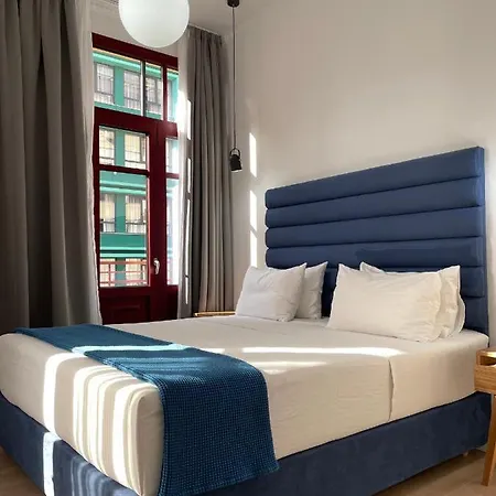 The Maroon Bottle Luxury Apart-hotel 4*