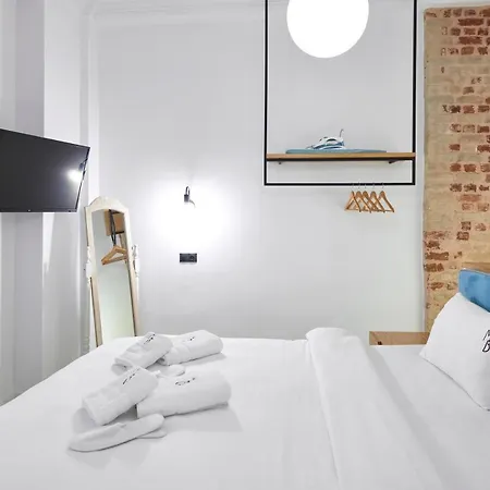 Apart-hotel The Maroon Bottle Luxury