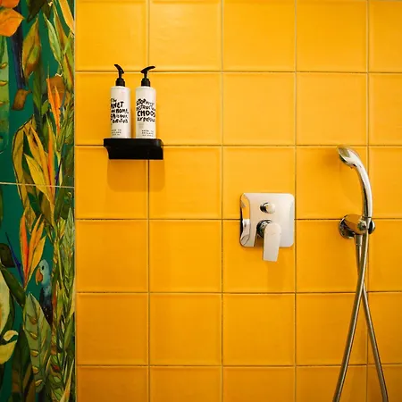 The Maroon Bottle Hotel 4*