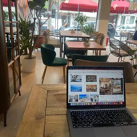 아파트호텔 The Maroon Bottle Luxury