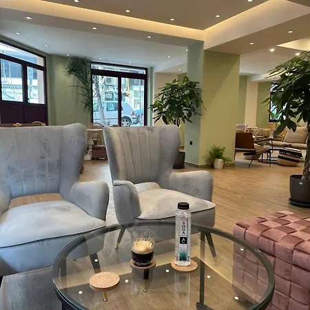 The Maroon Bottle Luxury Aparthotel 4*