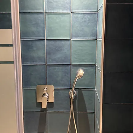 아파트호텔 The Maroon Bottle Luxury 4*